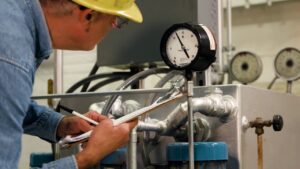 pressure gauge checking